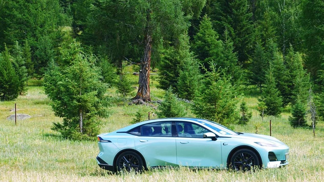 用科技重新定义出行与长安一起探寻深蓝