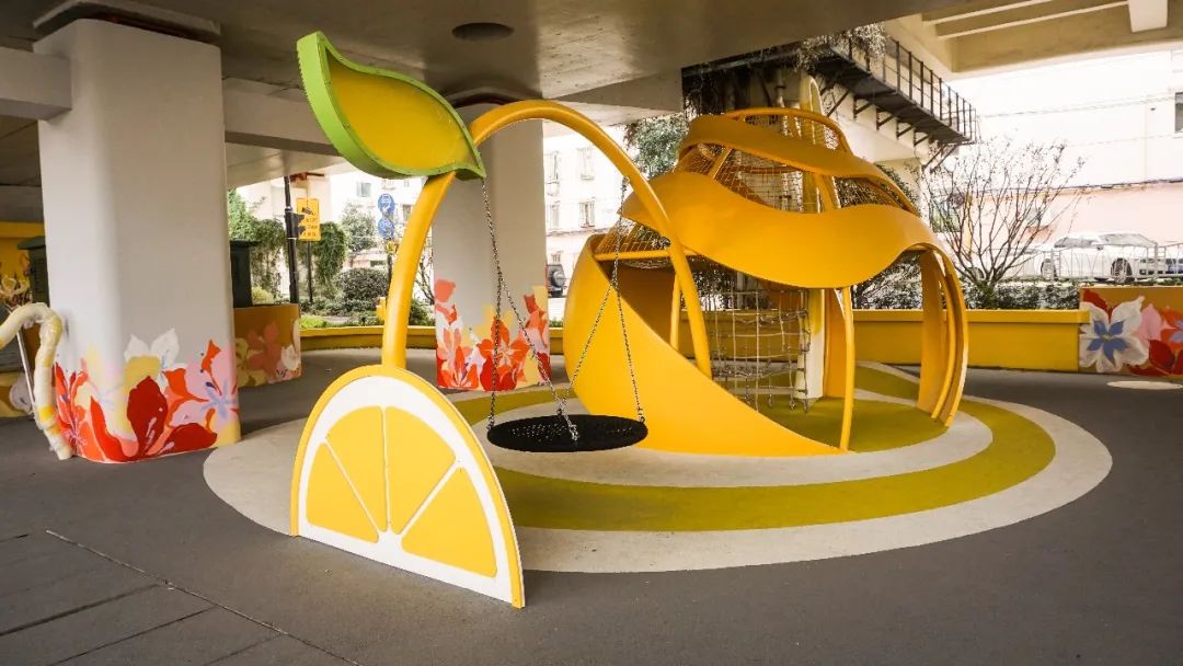 在苏州河沿线引桥桥洞空间(威宁路桥,古北路桥,内环高架,凯旋路桥)