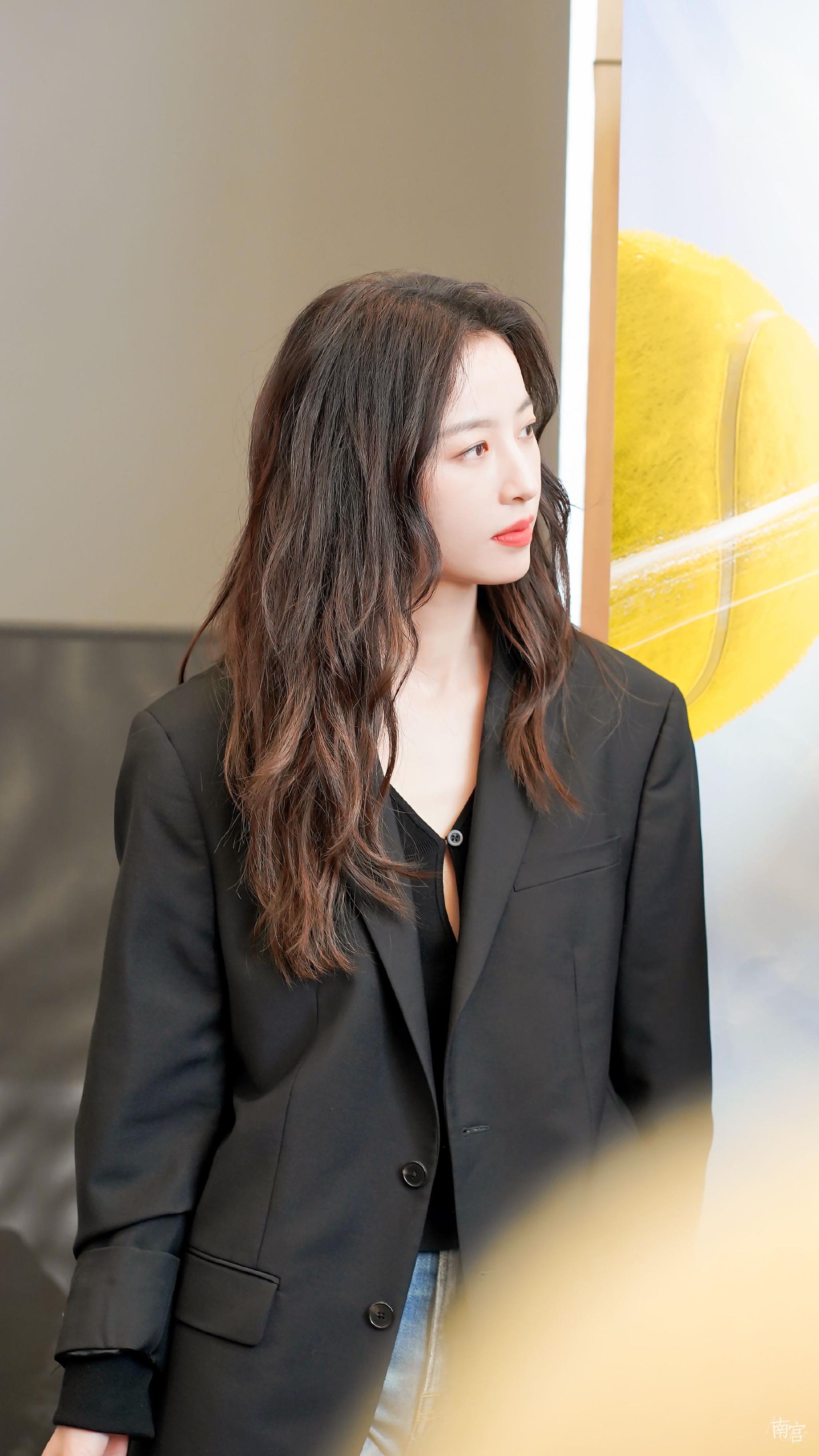 周雨彤 | 长发真的好美