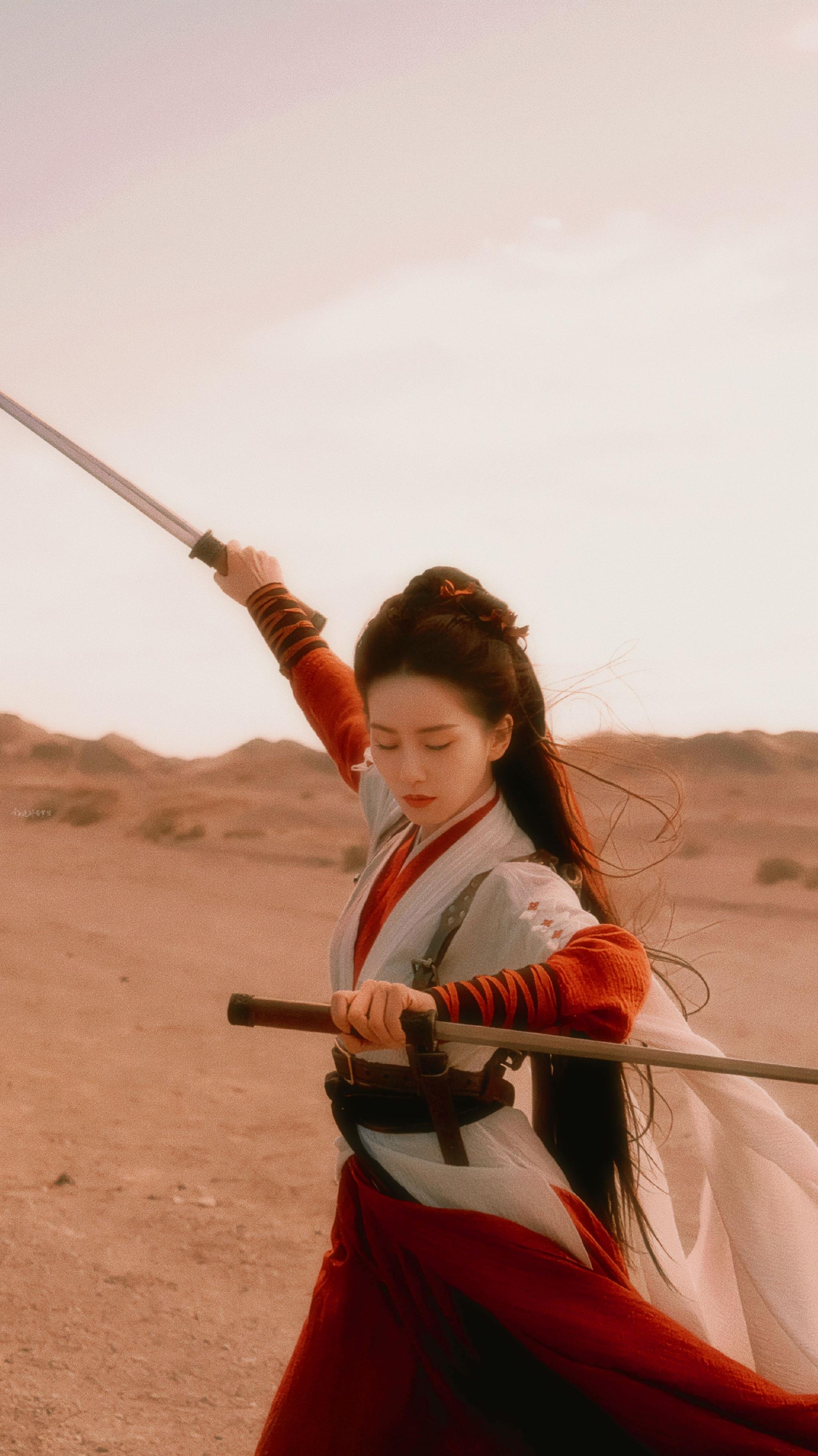 一袭红衣执剑,好期待刘诗诗的侠女任如意啊!__财经头条