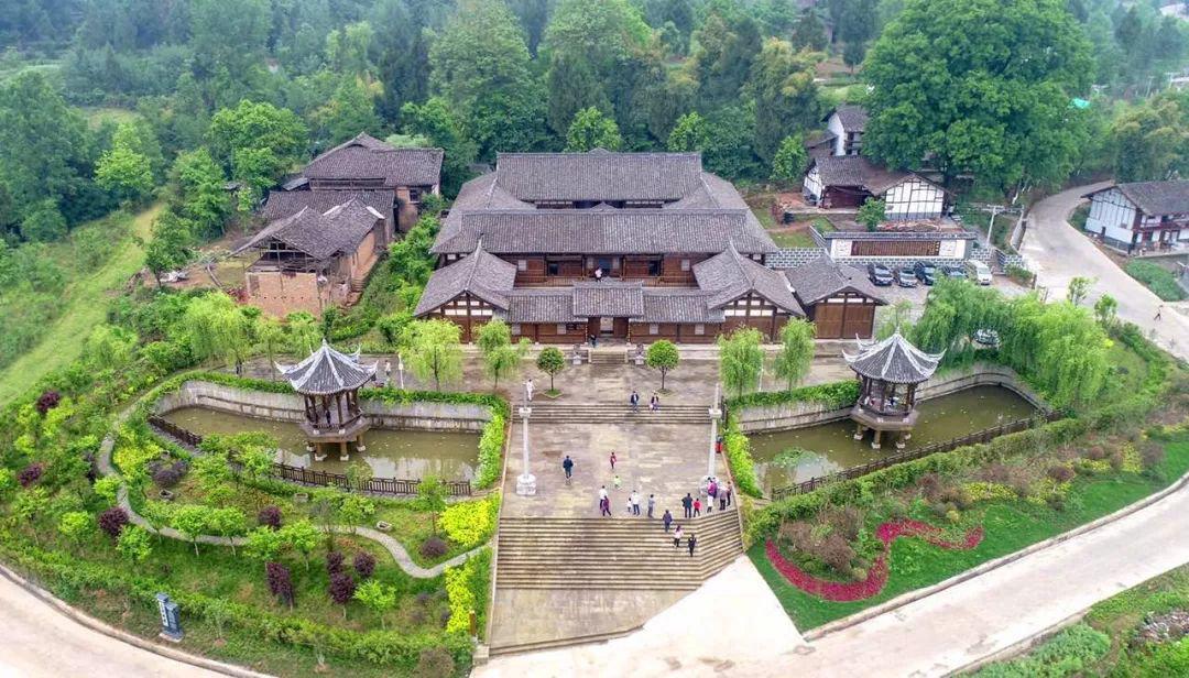 通江一乡镇发展"茶旅"融合 助力乡村振兴|兴隆镇|产业|通江县_新浪