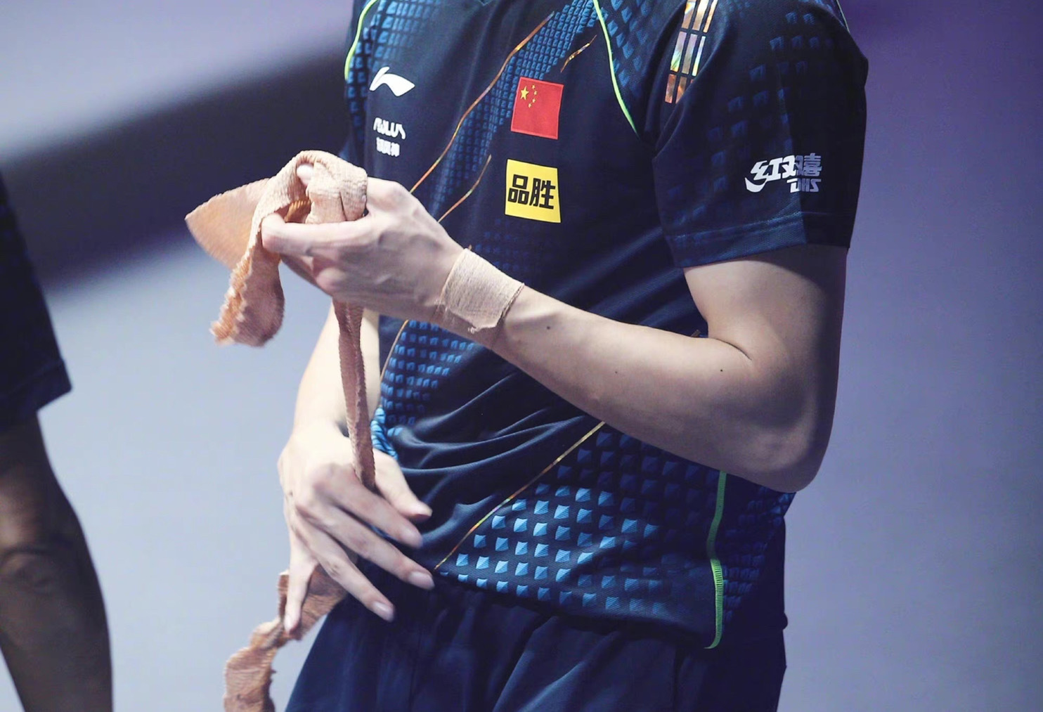 有一说一,许昕的手是真的好看_高清图集_新浪网