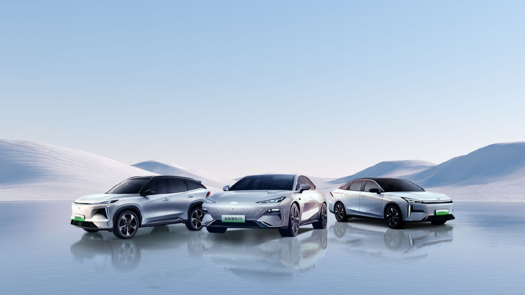 紧握智能,电动咽喉,吉利登顶全行业销冠-新浪汽车