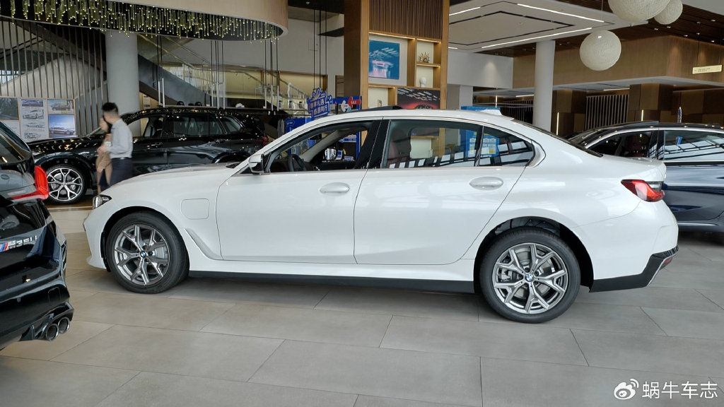 宝马i3不到16万开卖真的吗？探店最新行情，新款哪个版本值得下手