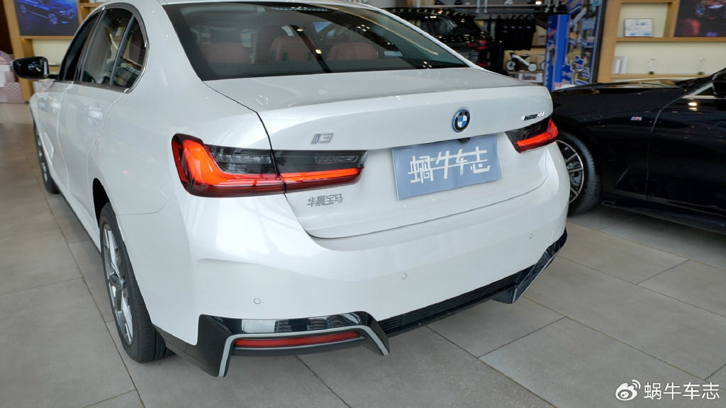 宝马i3不到16万开卖真的吗？探店最新行情，新款哪个版本值得下手