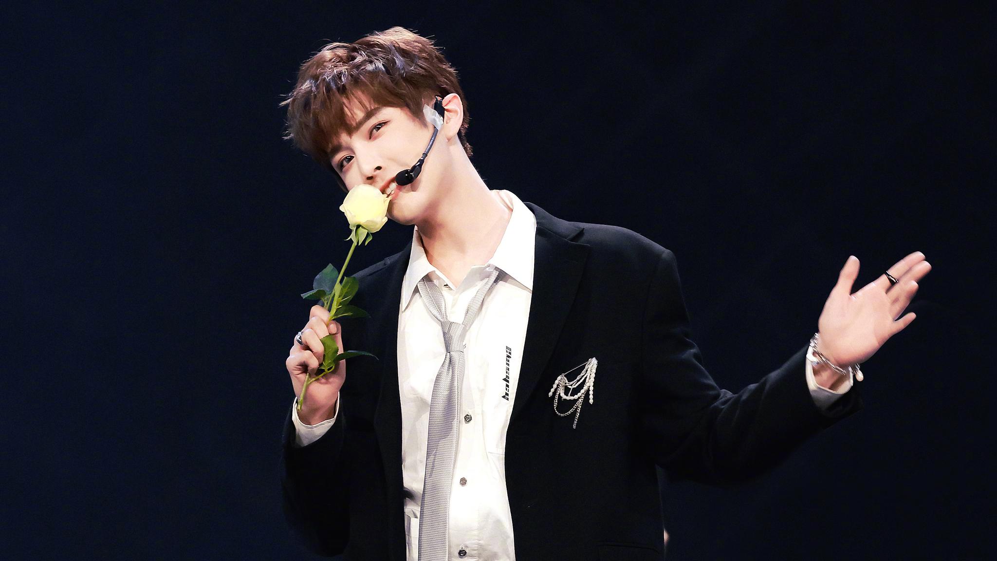 今日,一组@青春有你3-彦希 二公舞台《辛德瑞拉》舞台照爆出……_高清