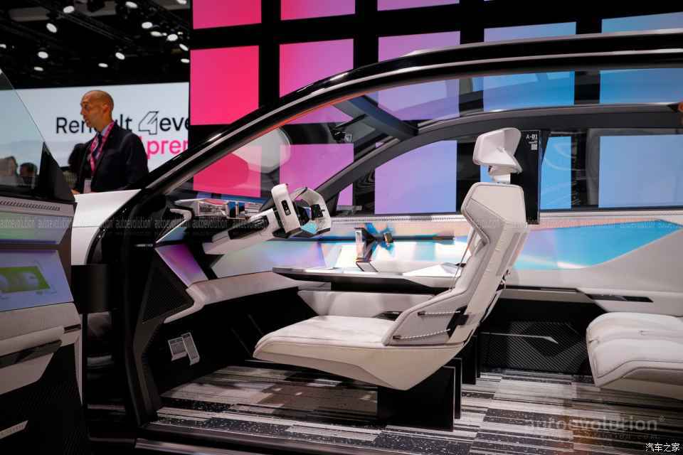 2024年量产采用氢动力续航800km雷诺scenicvision概念车