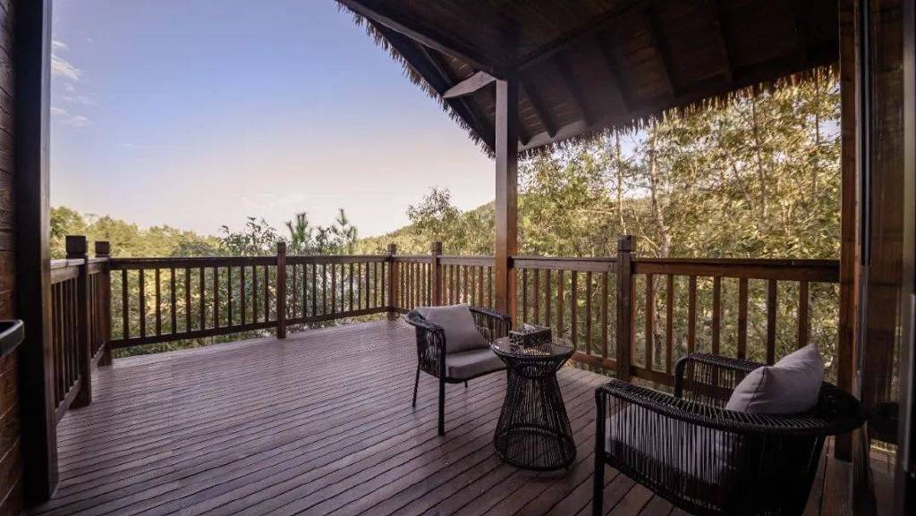 祝贺南召五朵山蓼花汀民宿喜获首批"河南省五星级民宿"称号!