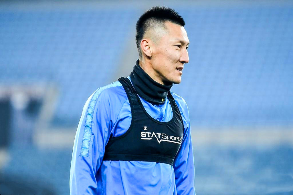 老将周挺被下放预备队最年长出场纪录冻结或被郑智超越