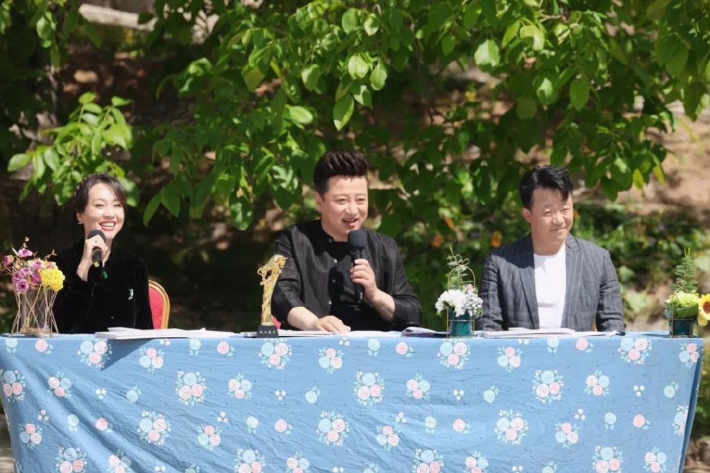 小毕哥带来青春“回忆杀”，有没有击中你的心！休闲区蓝鸢梦想 - Www.slyday.coM