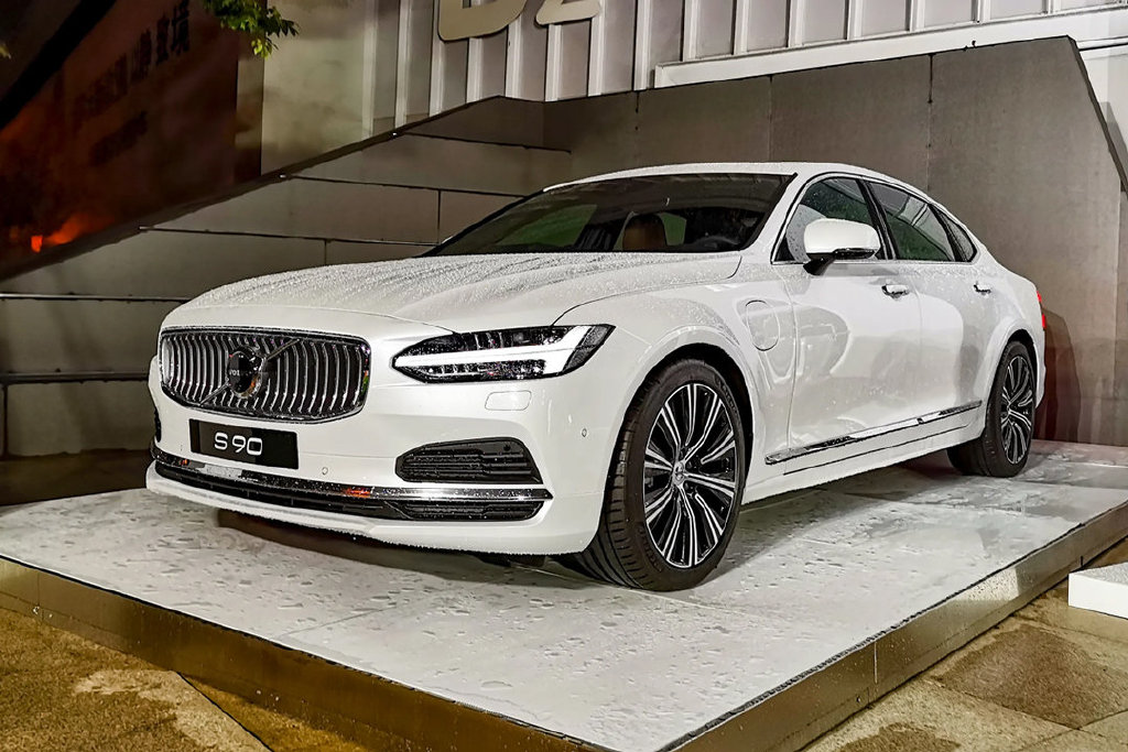 新款沃尔沃s90上市 超高性价比让我直接哭了出来-新浪汽车