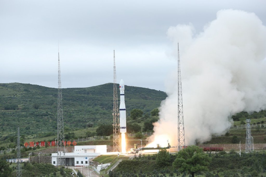 一箭16星发射成功！“吉林一号”在轨卫星数量增至70颗！休闲区蓝鸢梦想 - Www.slyday.coM