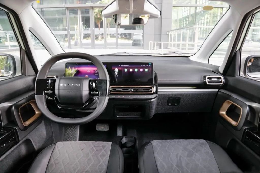 搭载大疆智能驾驶系统新款宝骏kiwiev开启盲订