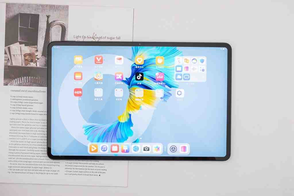 6英寸的oled屏幕上一代就收到了不少好评,这次新品华为matepad pro