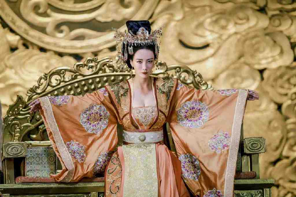 电影《御龙宝典之瓷律》今日上线 神仙眷侣勇闯江湖维护世间安宁