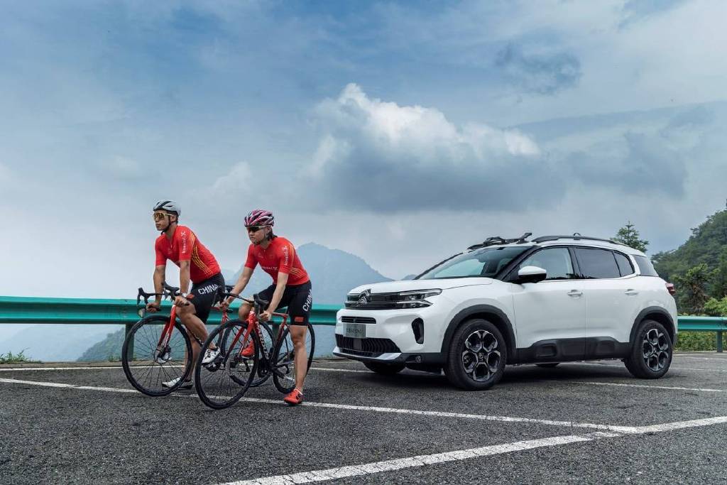 天逸beyond助阵自行车国家集训,持续倡导"4 2" 健康出行-新浪汽车