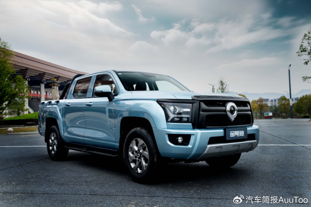 花手动挡的钱买自动挡皮卡长城金刚炮8at上市售价998万元起