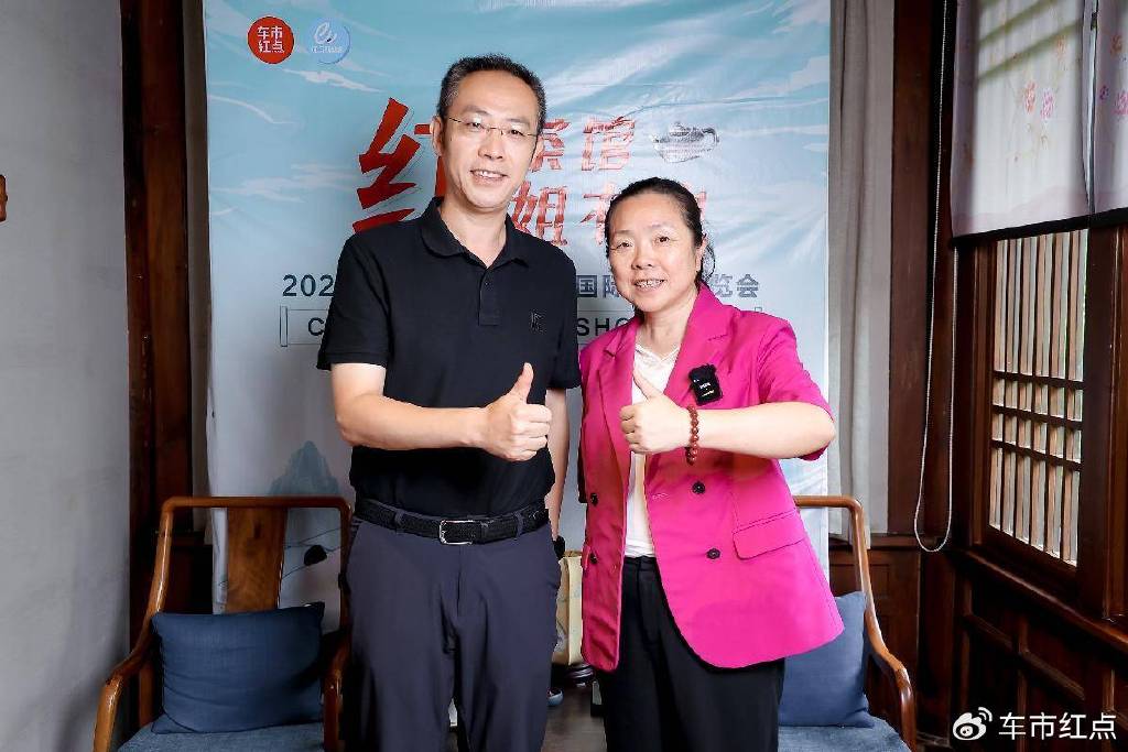 刘耿：全新一代速腾L很全面，燃油智能看大众！-新浪汽车