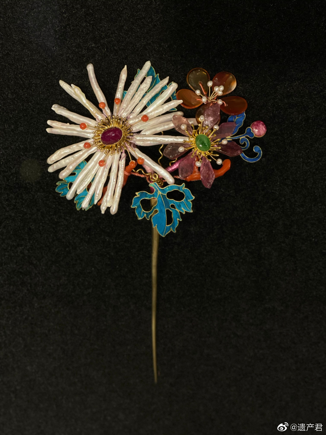 重庆故宫南迁纪念馆展出的清代点翠首饰