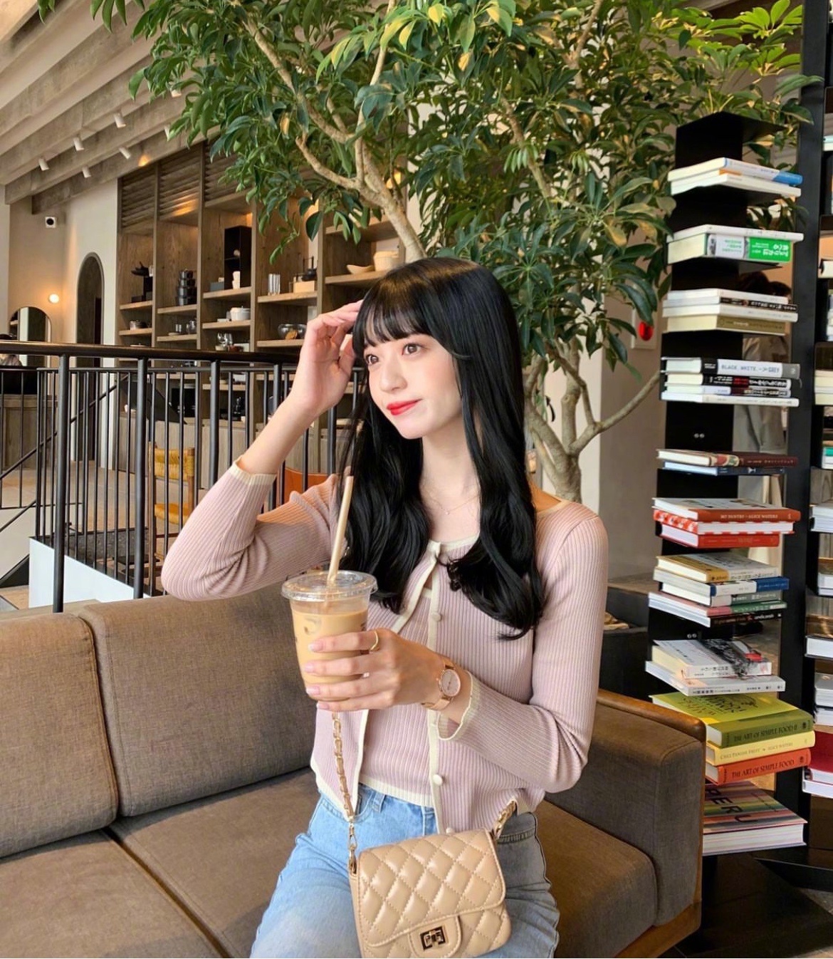 ins模特小姐姐私服look穿搭清新少女风气质满满