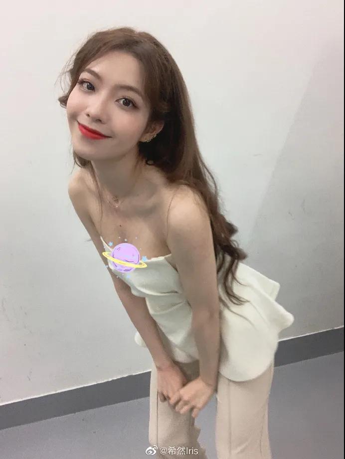 今日美图 @希然iris :小试一下 西装裤look