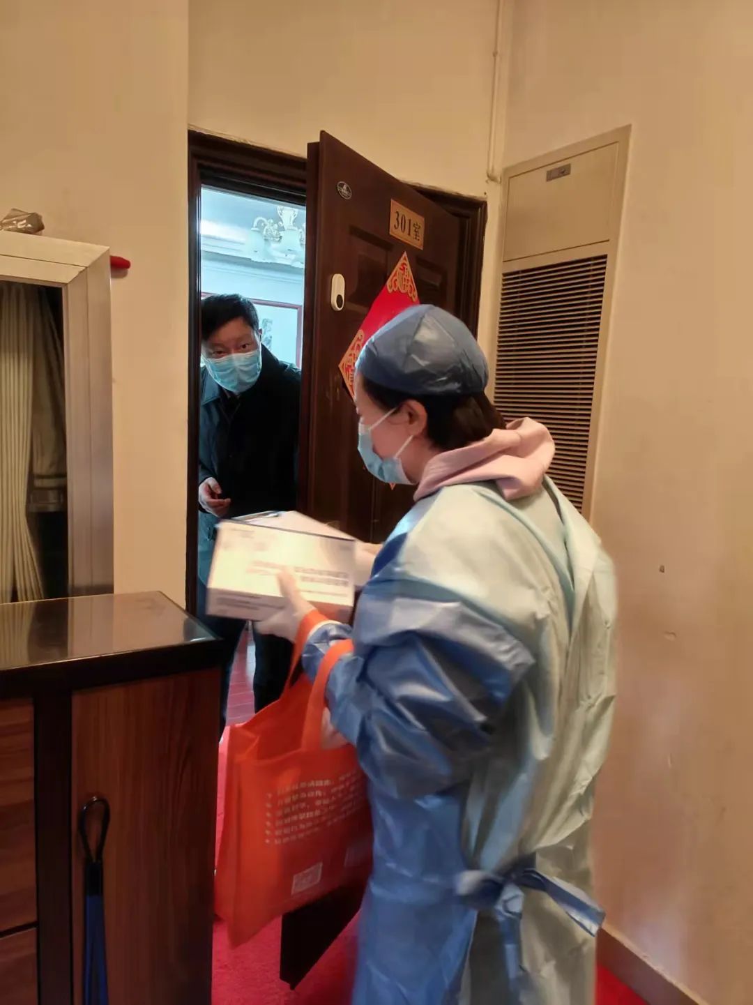 尽锐出战！上海民防直属系统党员干部支援社区“疫”不容辞【民防力量】休闲区蓝鸢梦想 - Www.slyday.coM