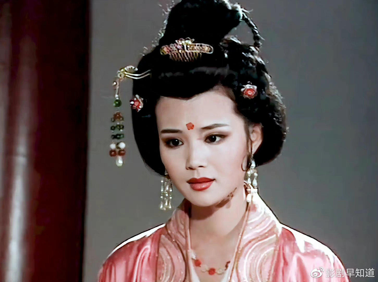 《唐朝诡事录》轻红是星二代，妈妈是最美上官婉儿，遗传是玄学啊休闲区蓝鸢梦想 - Www.slyday.coM