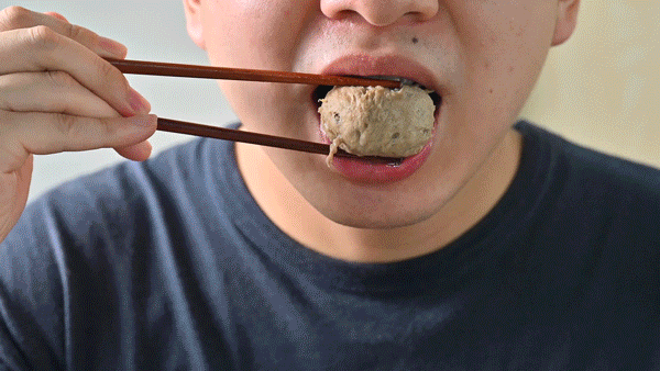 这颗神奇的丸子,曾经让星爷成就一段美话,吃过的人都忘不了|牛肉丸