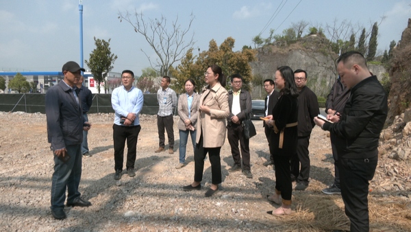 安顺经开区开展开门稳集中攻坚项目建设下沉服务工作