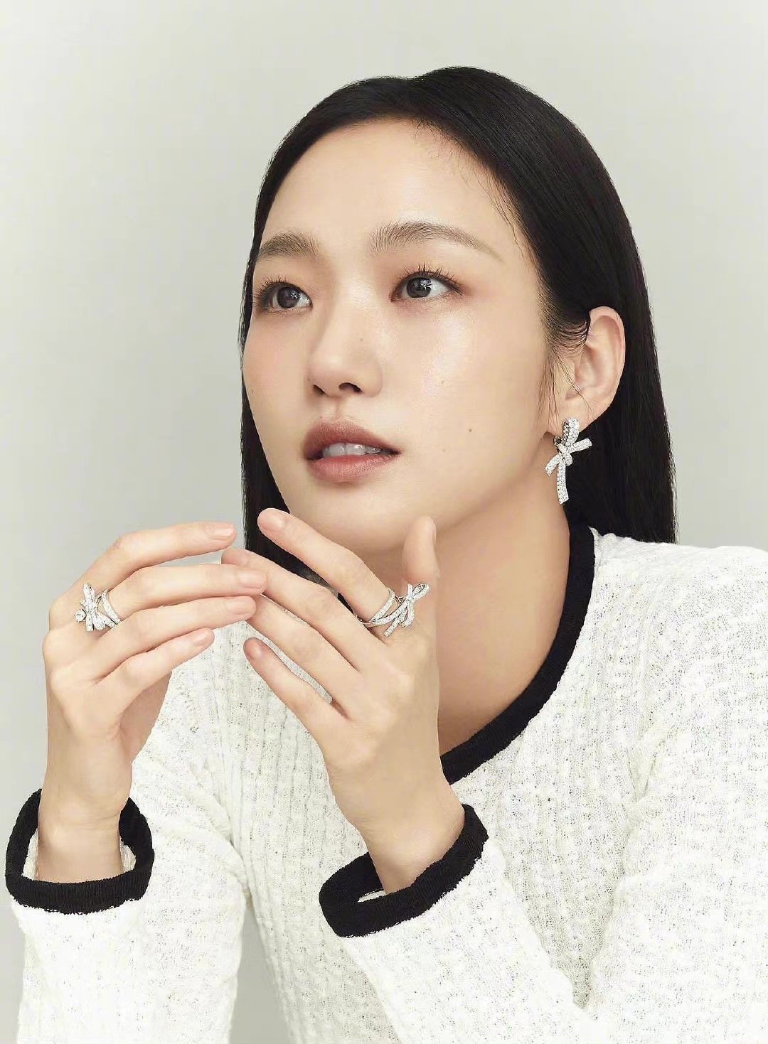 金高银 x《noblesse》korea august 2022|高银|noblesse_新浪新闻