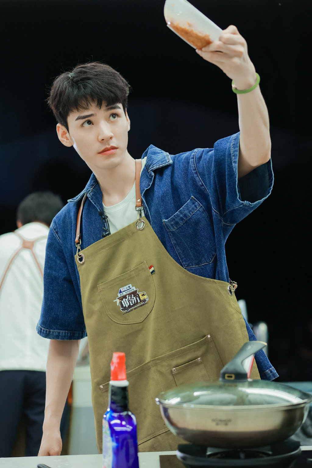 龚俊中餐厅花絮照 昨晚播出的《中餐厅》大家都看了嘛