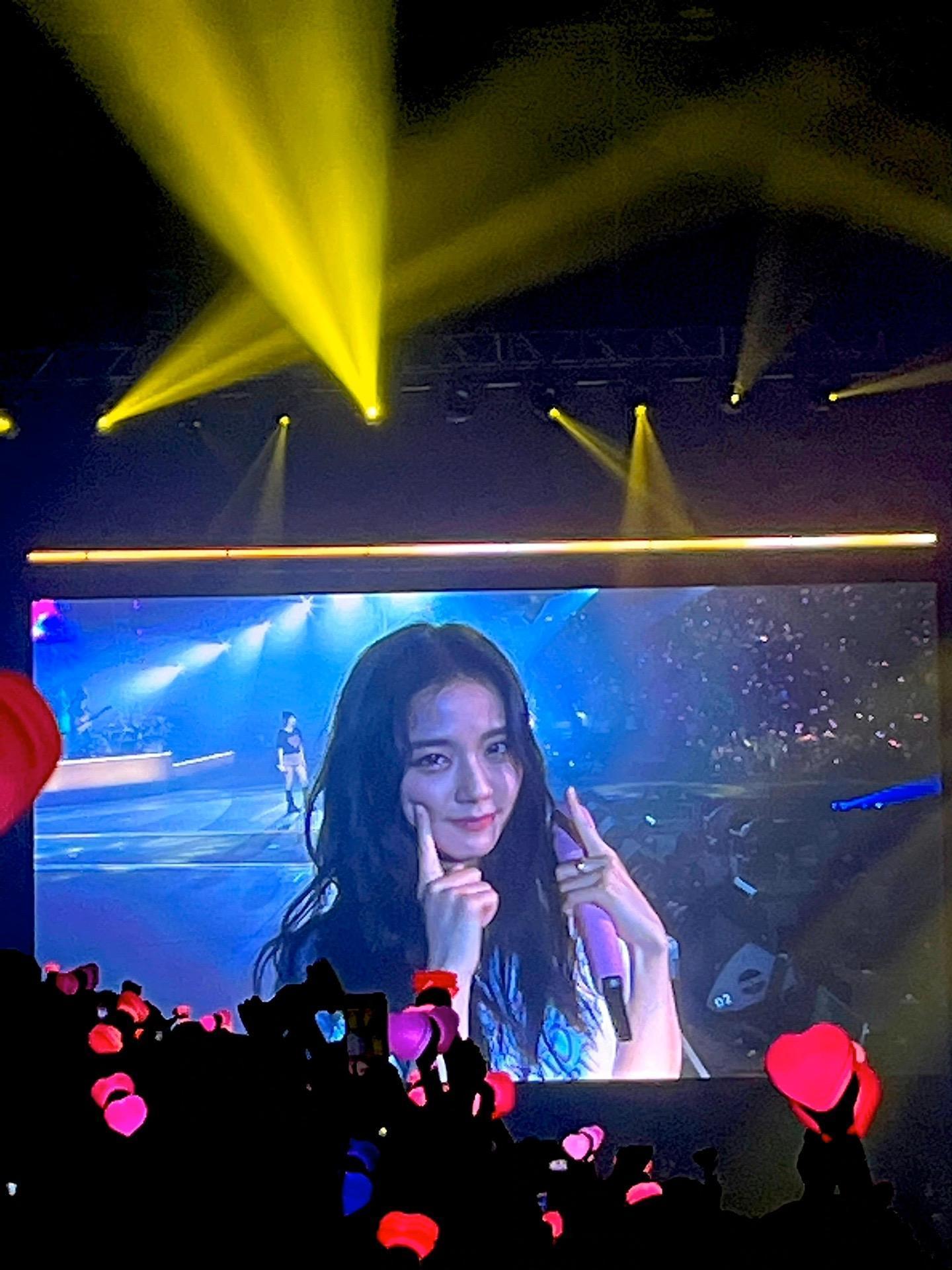 直拍和大屏幕的金智秀jisoo,美美美!