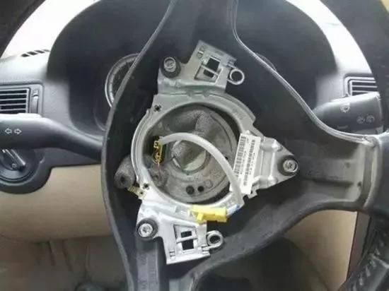 汽车转弯出现异响问题,早点知道一些就好了