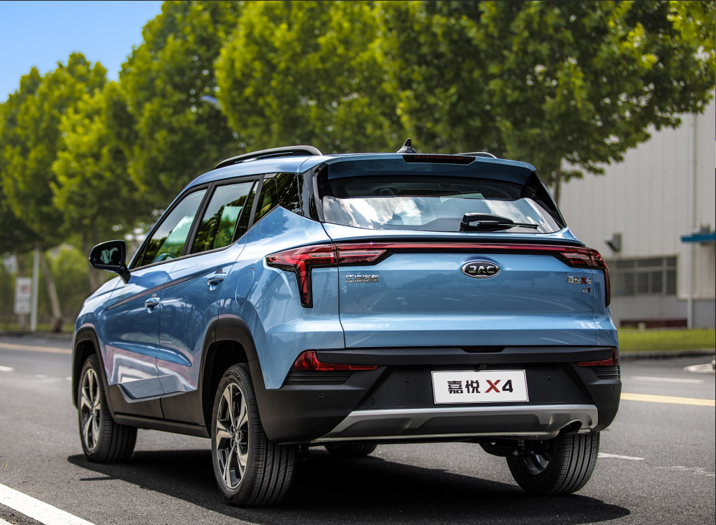 适合年轻人的小型精品suv嘉悦x4售价728万元起