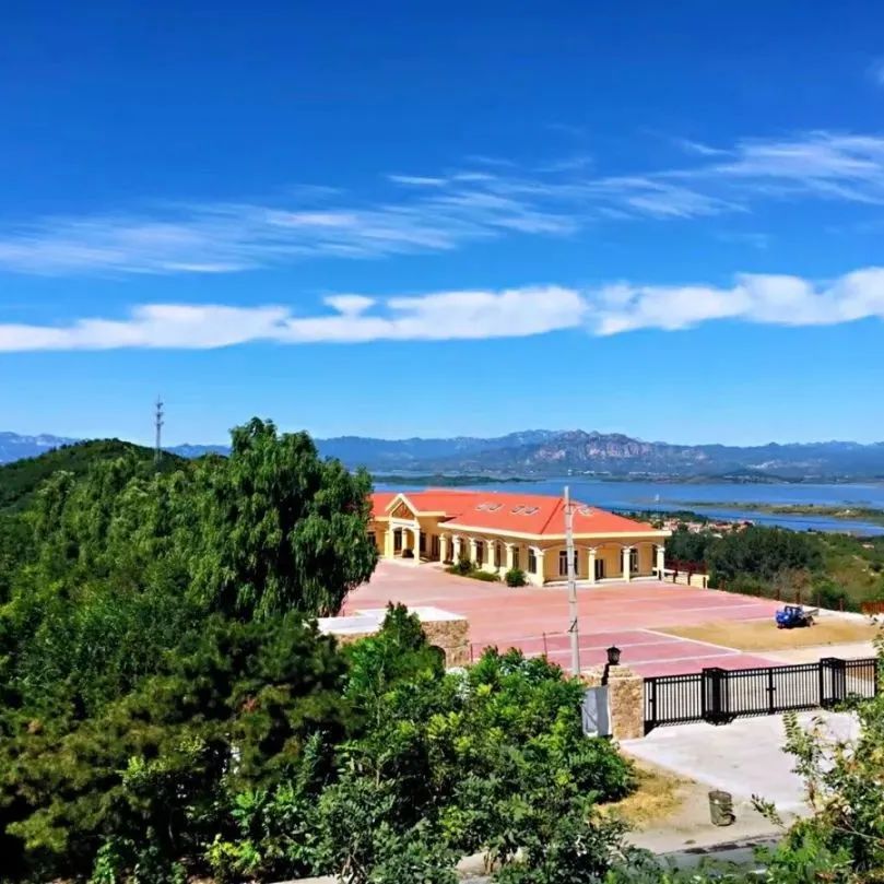 小毕哥带来青春“回忆杀”，有没有击中你的心！休闲区蓝鸢梦想 - Www.slyday.coM