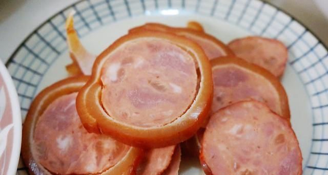 山东女子花30分钟做一桌菜，老公看了不满意，婆婆：下次你做休闲区蓝鸢梦想 - Www.slyday.coM