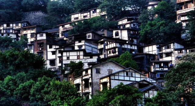 你知道"重庆人的房子"里藏着哪些秘密吗?