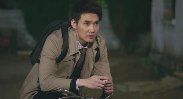 不过,陈生良在剧中也是一位老好人,人设也是理智的好医生.