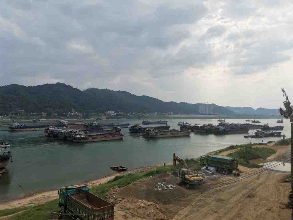 被梧州的“网红沙滩”惊艳到了!你知道在哪里吗?休闲区蓝鸢梦想 - Www.slyday.coM 被梧州的“网红沙滩”惊艳到了!你知道在哪里吗?休闲区蓝鸢梦想 - Www.slyday.coM