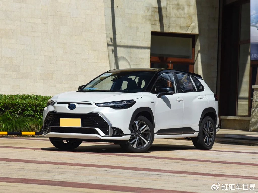 日系家用suv,平顺好开还省油,主打家庭使用,解读丰田锋兰达