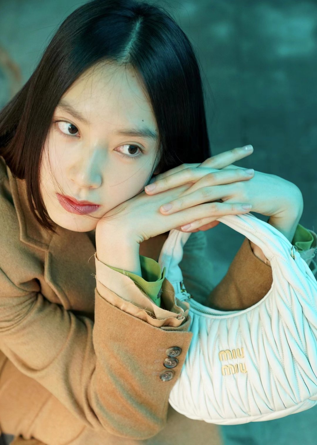 好喜欢孙嘉灵身上的气质文艺优雅灵动夏日午后