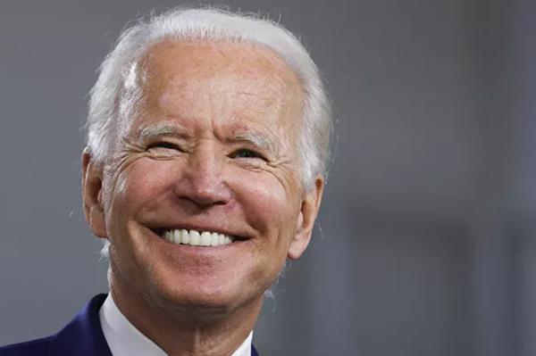 美媒:开战后俄军坦克会第一时间进入乌克兰,不到一天就占领基辅休闲区蓝鸢梦想 - Www.slyday.coM 美媒:开战后俄军坦克会第一时间进入乌克兰,不到一天就占领基辅休闲区蓝鸢梦想 - Www.slyday.coM