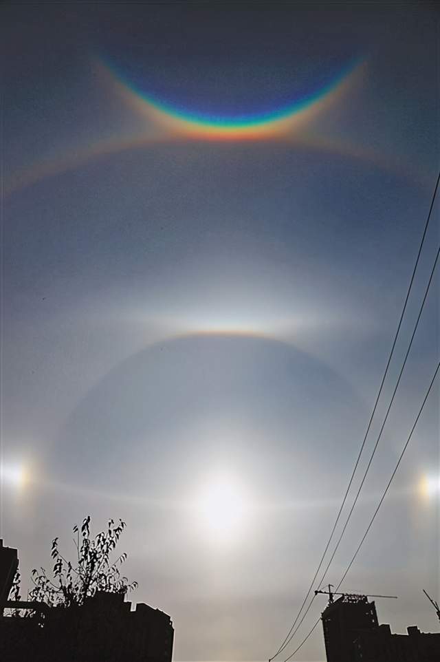 陕西商洛就出现了两个太阳,与其他幻日很不同|幻日|日晕|太阳光_新浪
