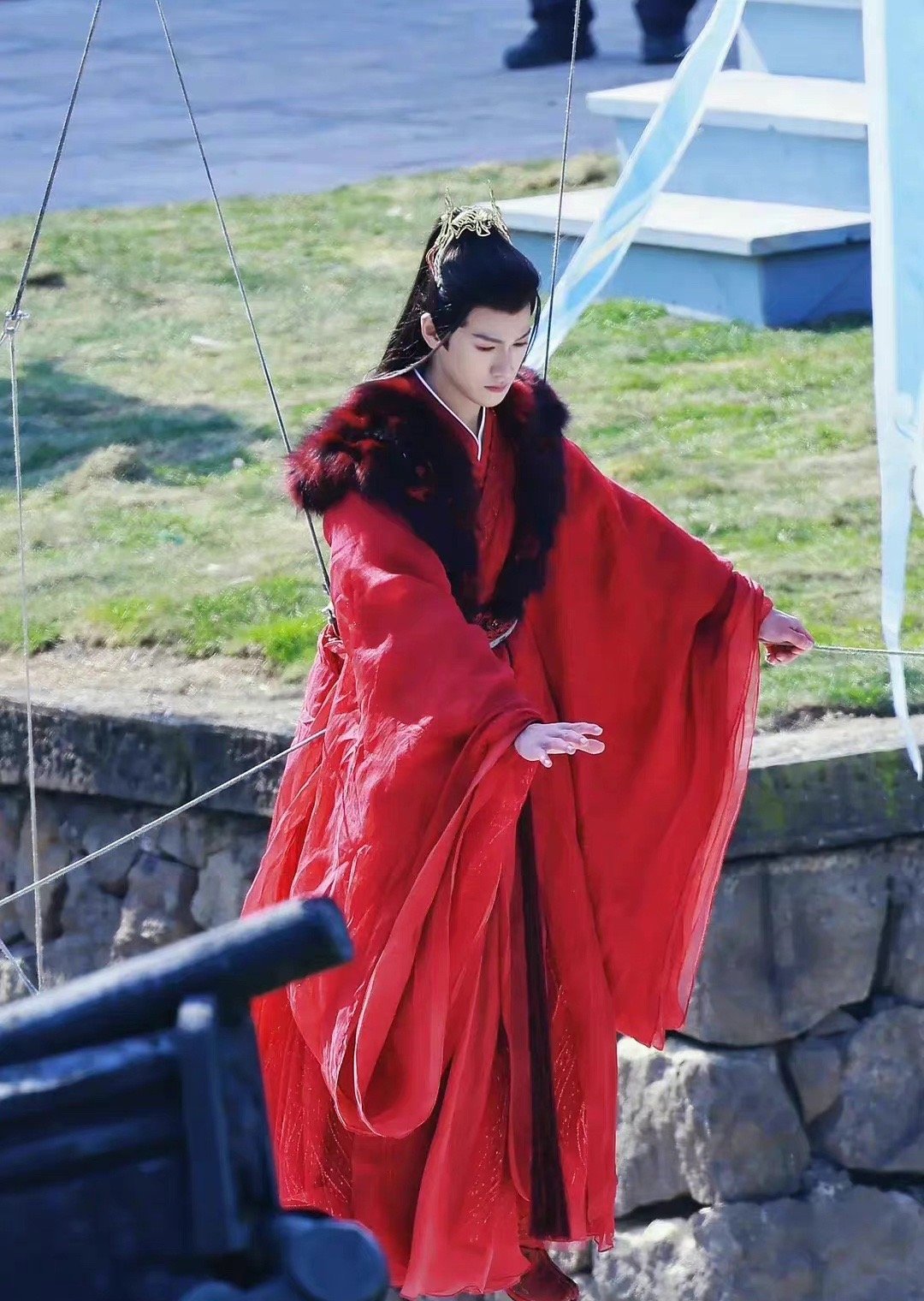 李昀锐《神隐》红衣造型…李昀锐的古装造型如何?_高清图集_新浪网
