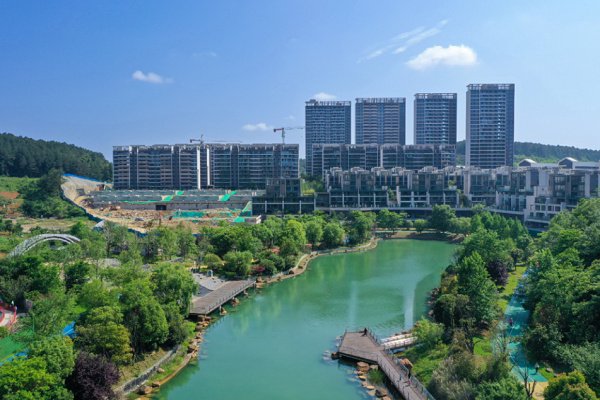贵阳中海映山湖&印龙泉双盘齐发 即将第三次提前交付|贵阳市|中海印龙泉|贵州省|实景图|住房_新浪新闻