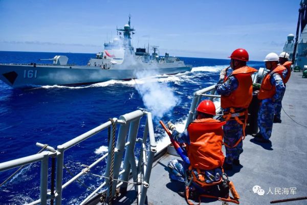 直击"超级奶爸"的战时补给演练|火力全开|查干湖|超级奶爸_新浪新闻