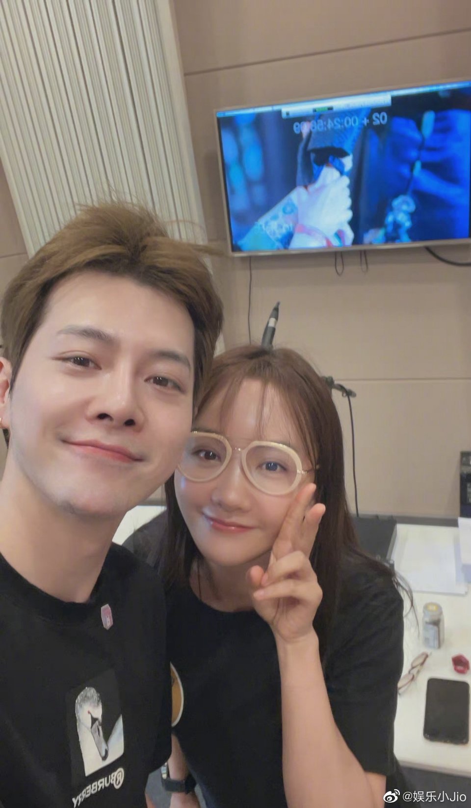 徐海乔晒与杨蓉合照!_高清图集_新浪网