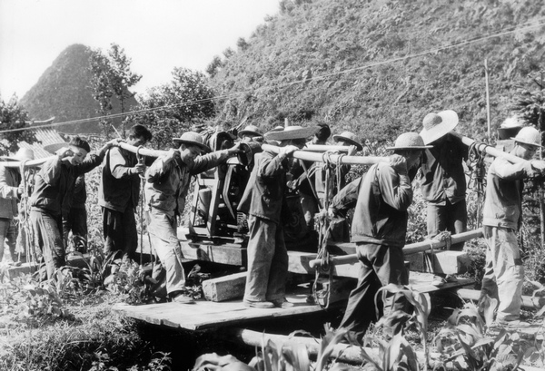 六盘水弘扬三线精神谱写幸福华章