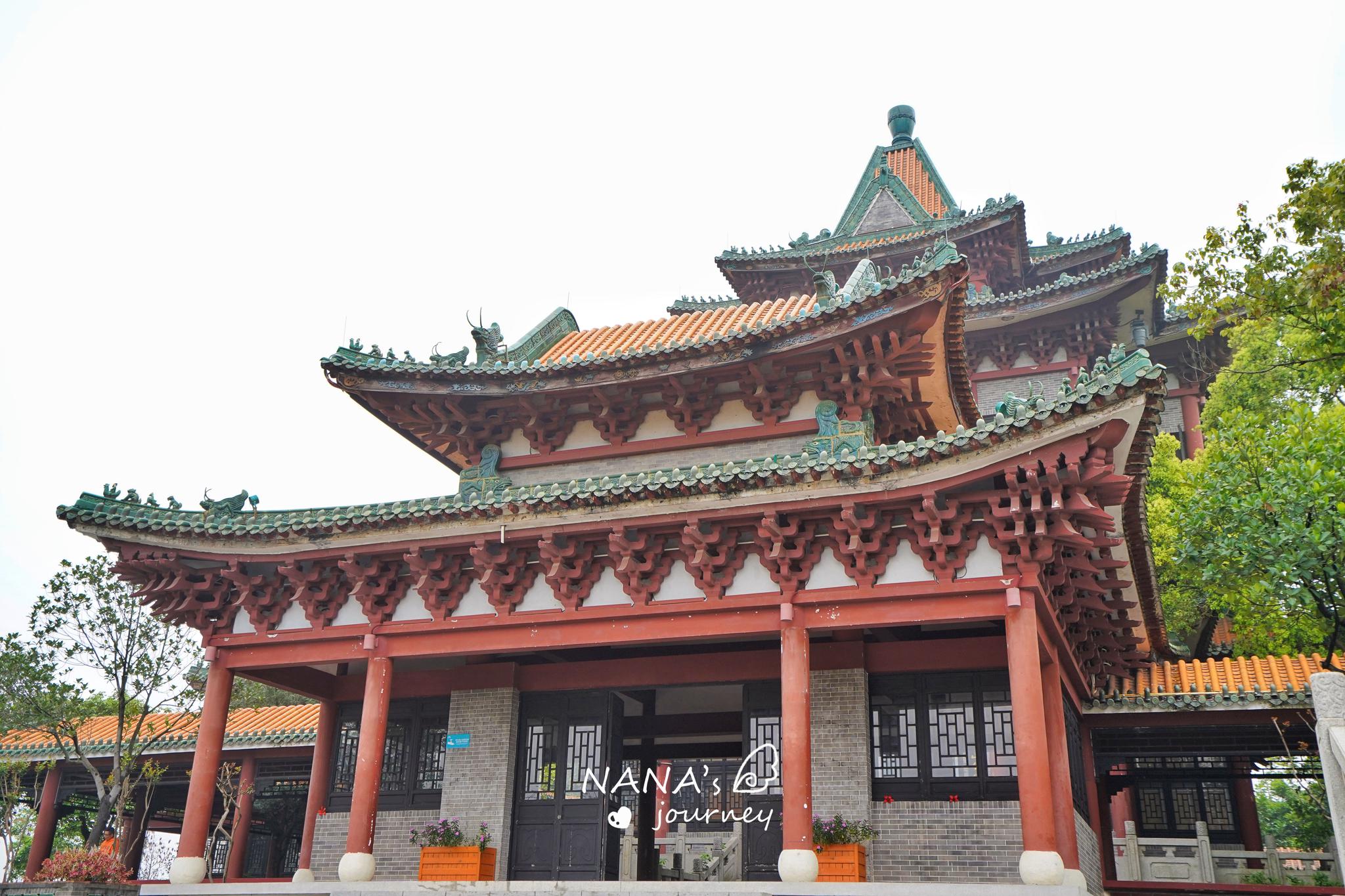 顺德的这个城市公园,有着气派的大门,山水和古建共存的好地方