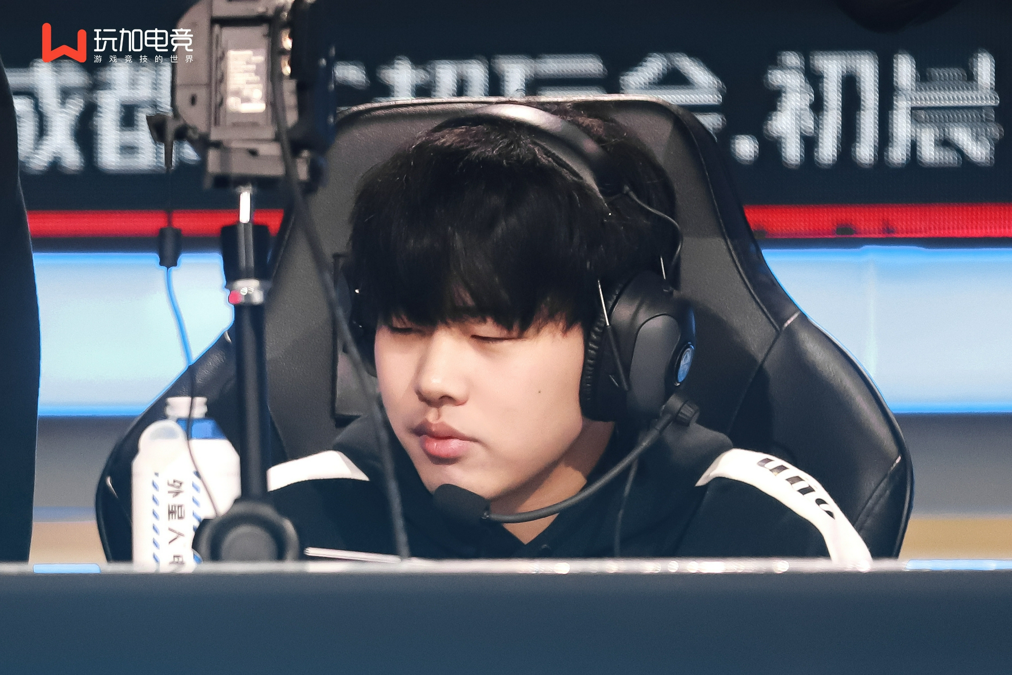 刀口返图:1121 @ag-初晨_高清图集_新浪网